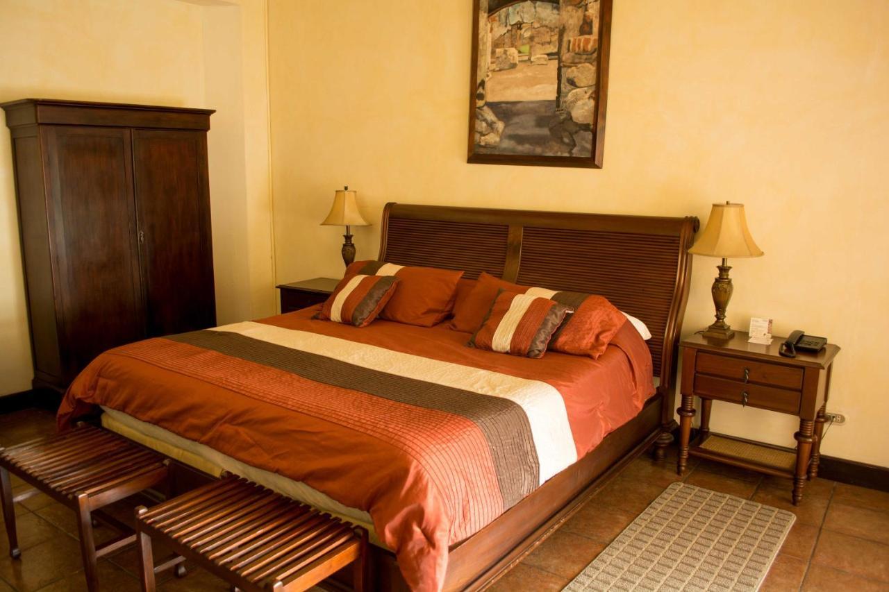 Hotel Aurora Антигуа-Гватемала Экстерьер фото