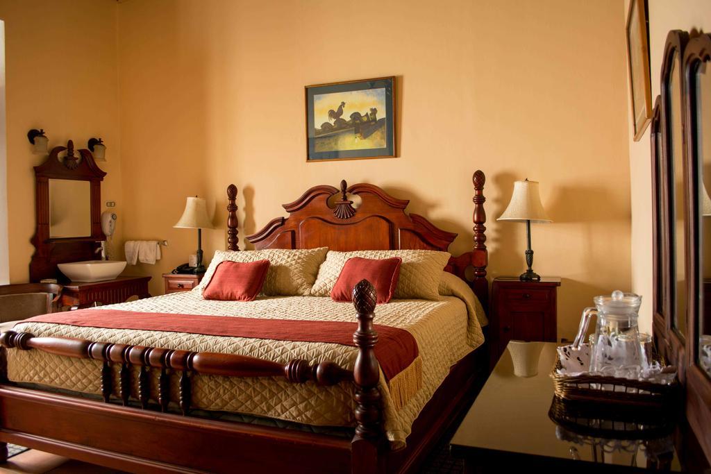 Hotel Aurora Антигуа-Гватемала Экстерьер фото