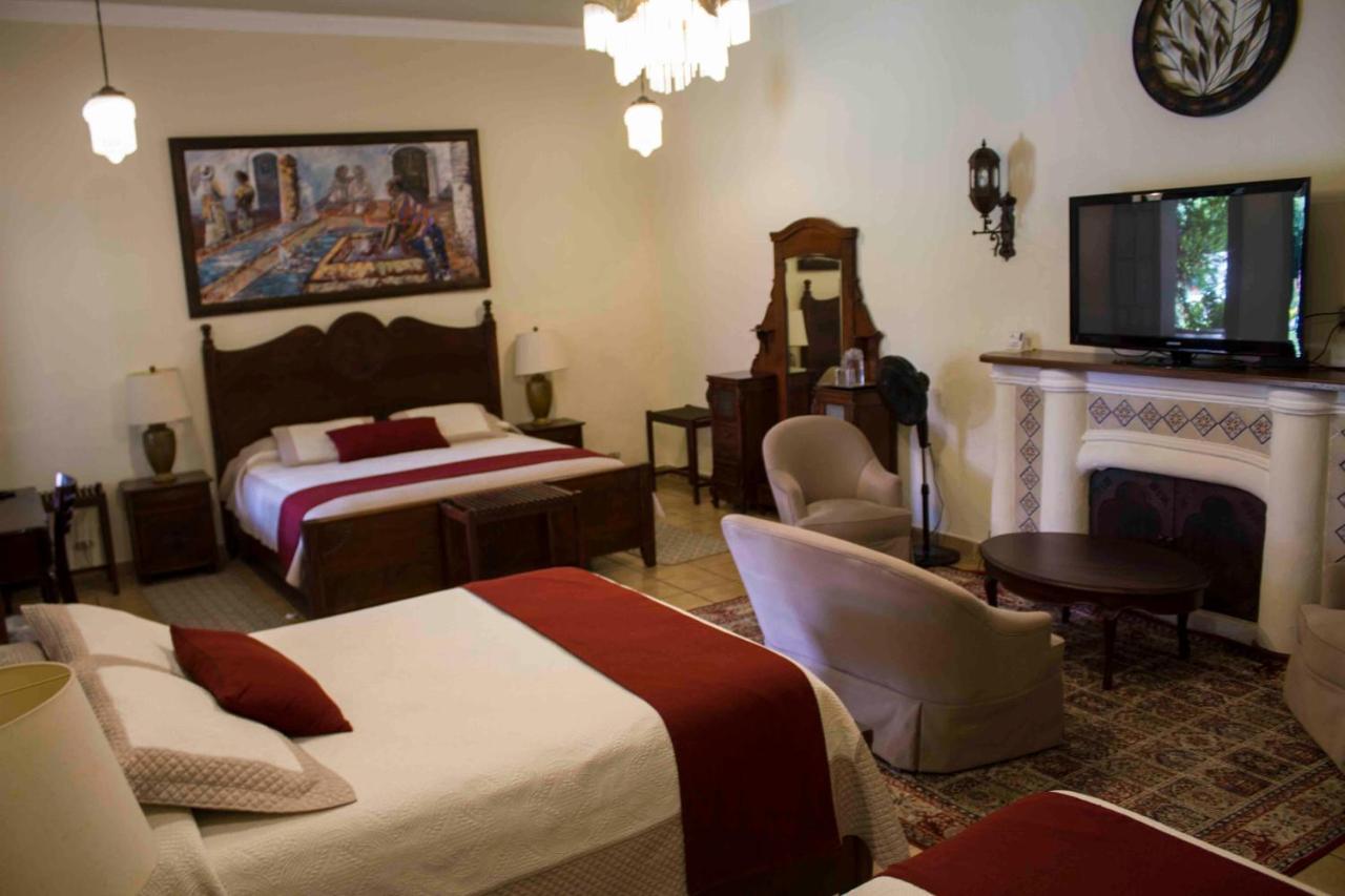 Hotel Aurora Антигуа-Гватемала Экстерьер фото